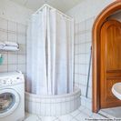Bad mit Dusche1