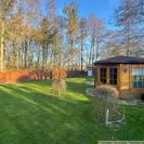 Garten mit Laube