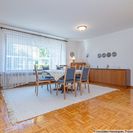 Wohn-Esszimmer mit Parkett Wohn-Esszimmer mit Parkett