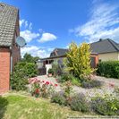 Auffahrt und Garage Auffahrt und Garage